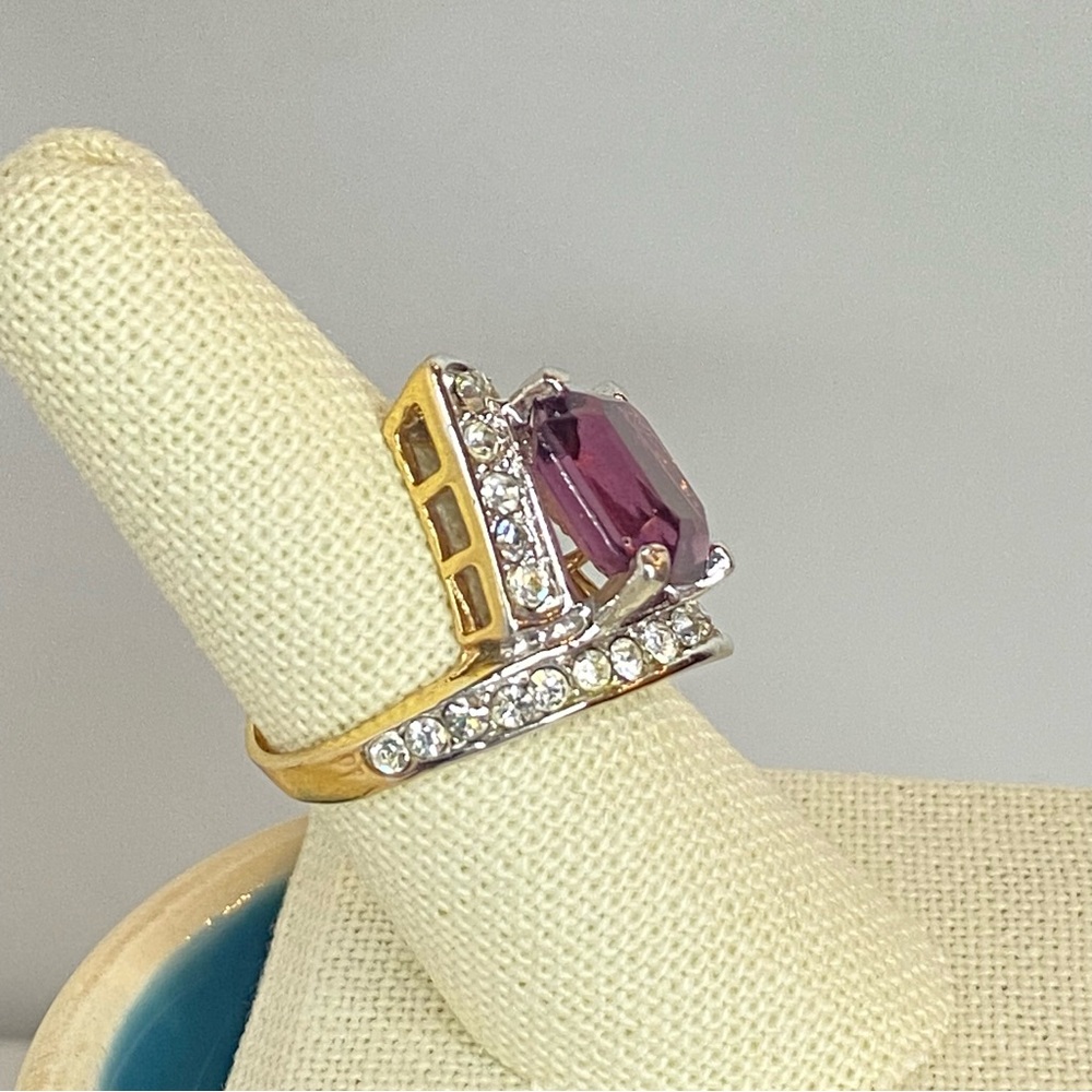Vintage 18KGE Art Deco Style Emerald Cut Amethyst Crystal Cocktail Ring SZ 7.25 - Picture 3 of 10